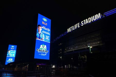 MetLife Stadium East Rutherford NJ 2021.jpg